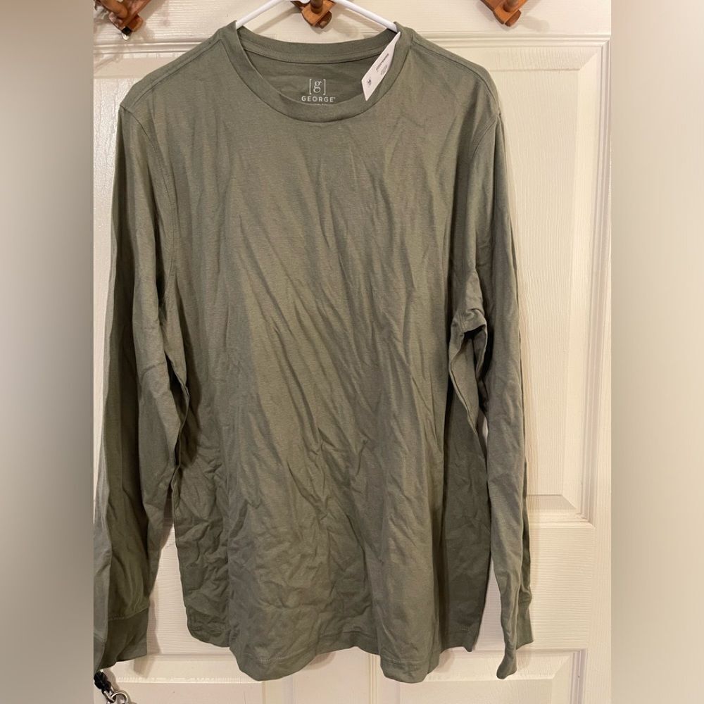 2pc bundle leg sleeve tee shirt large